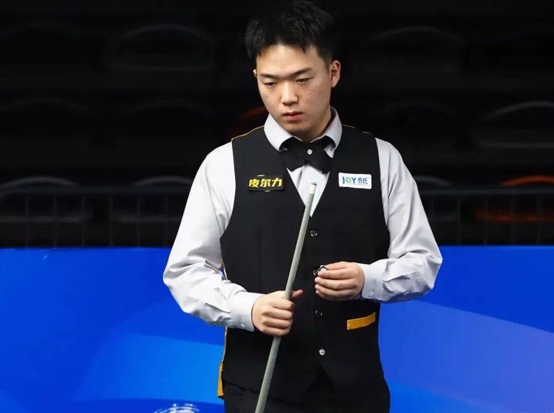 依靠年轻球 依靠年轻球